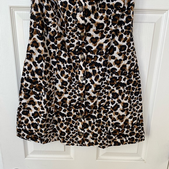 Leopard print off shoulder dress. - Picture 5 of 8